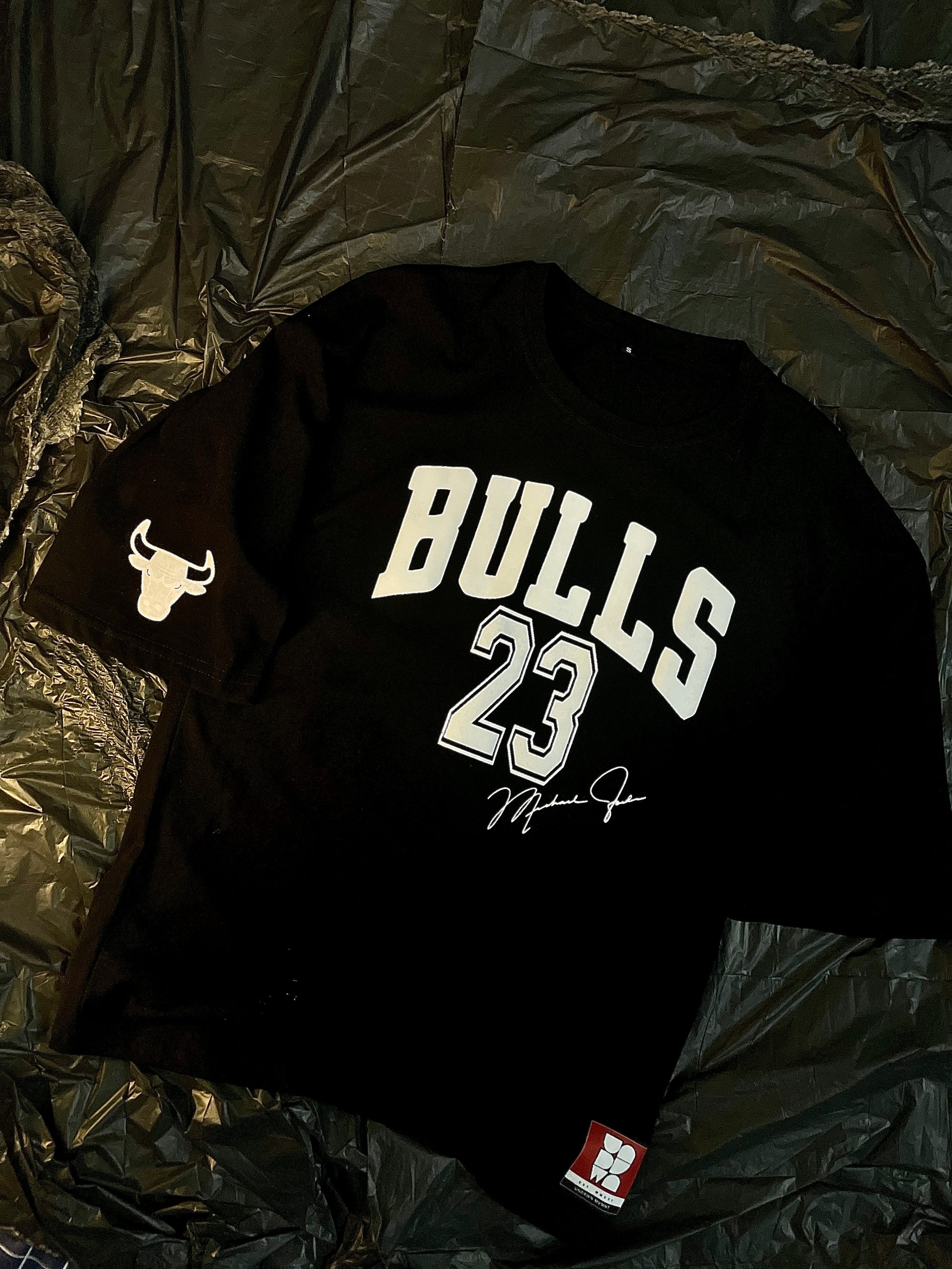 BULLS- JORDAN SIGNATURE